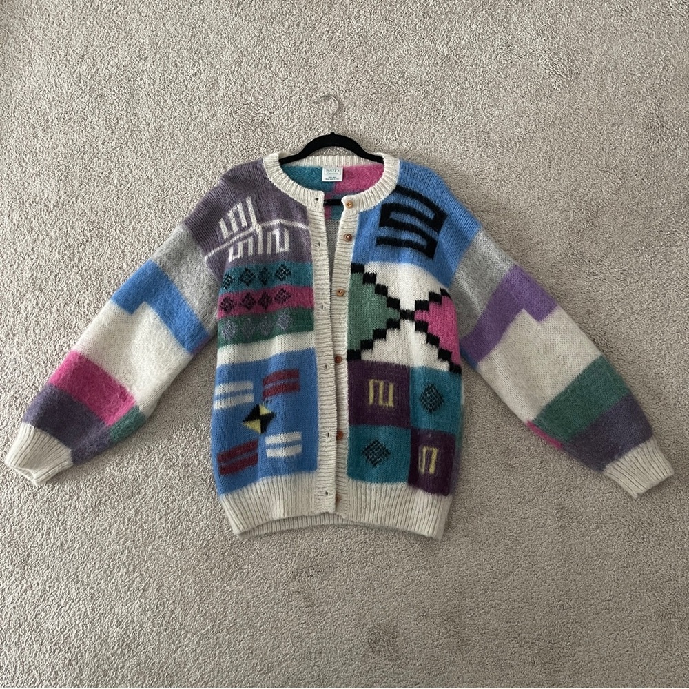 VINTAGE HANDMADE CARDIGAN 💕